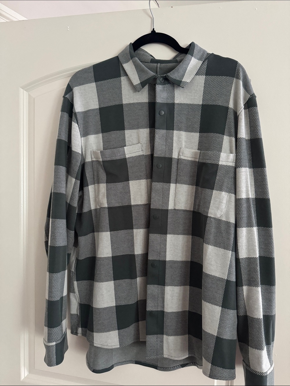 lululemon athletica Men's Gray & Black Check Button-Down Shirt